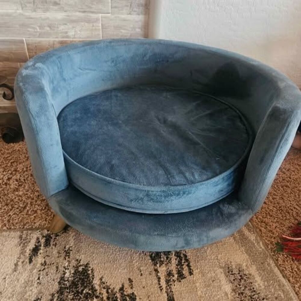 Elegant Raised Dog Pet Sofa Blue